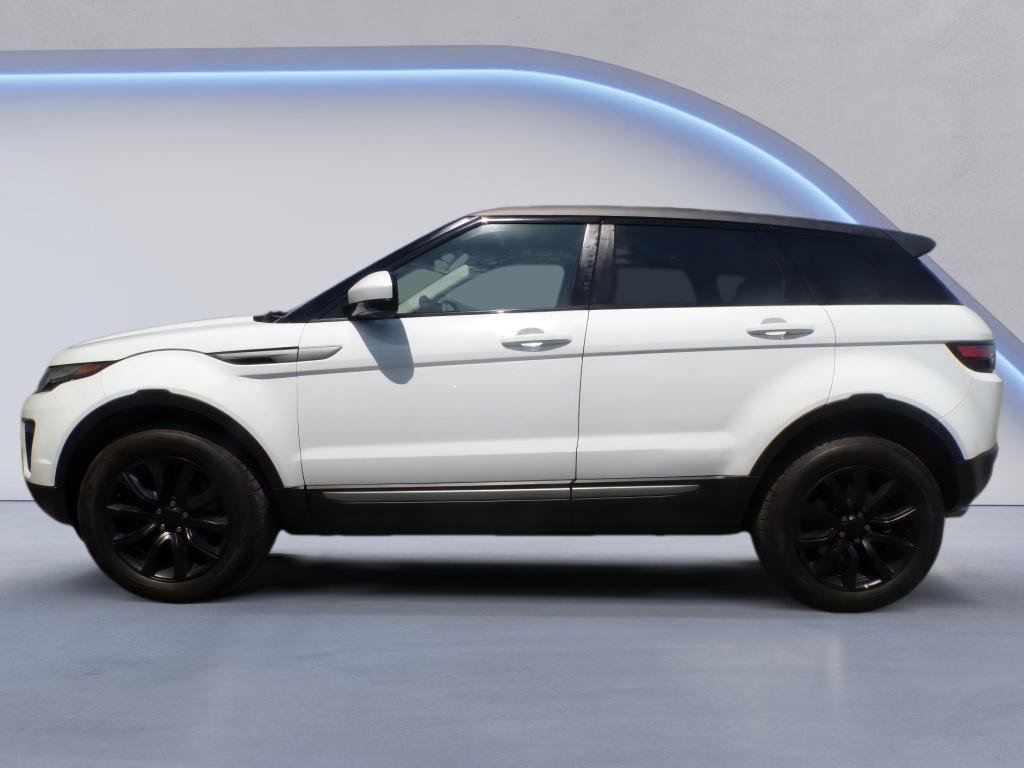 Used 2018 Land Rover Range Rover Evoque SE AWD/4WD image 16