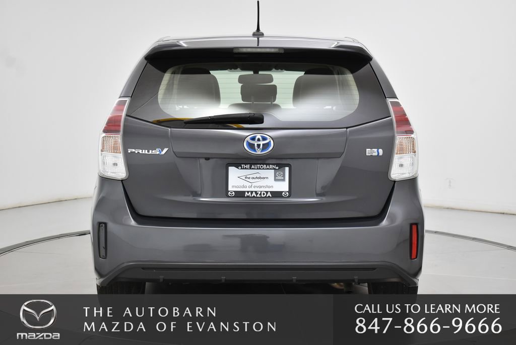 Used 2016 Toyota Prius V Five image 16