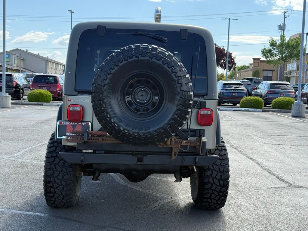 Used 2006 Jeep Wrangler Unlimited Rubicon AWD/4WD image 6