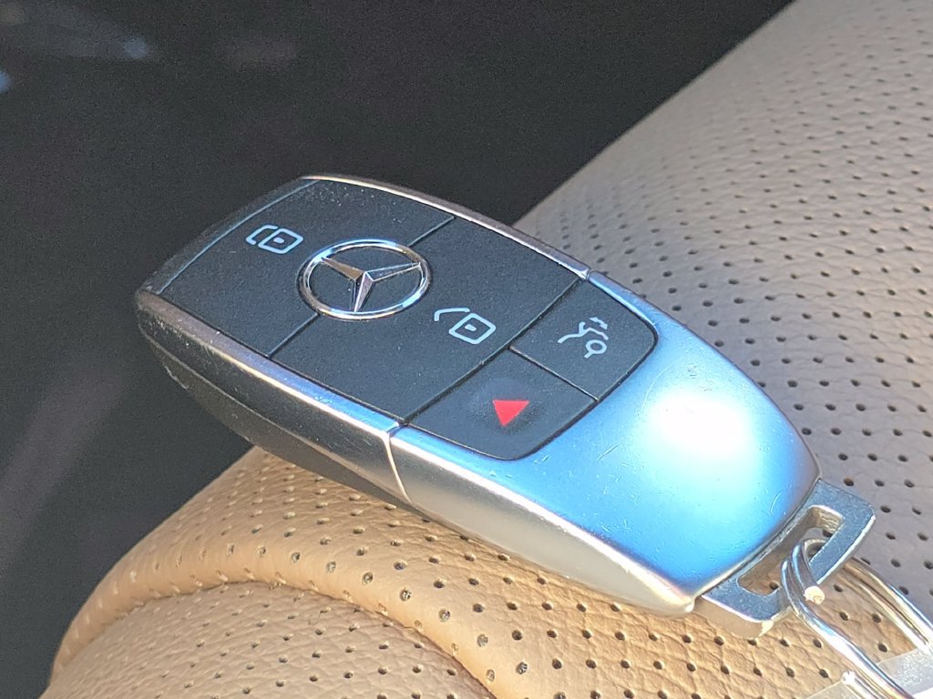 Used 2024 Mercedes-Benz GLE 350 4MATIC image 38