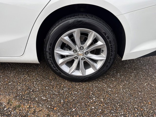 Used 2024 Chevrolet Malibu LT image 9