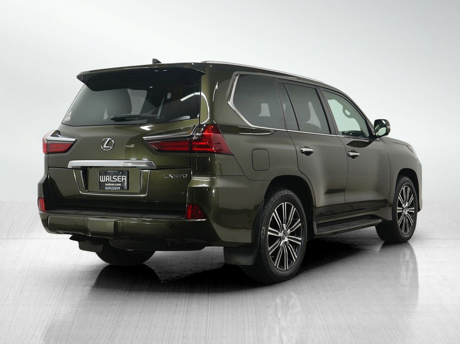 Used 2021 Lexus LX 570 4WD w/ Luxury Package image 5
