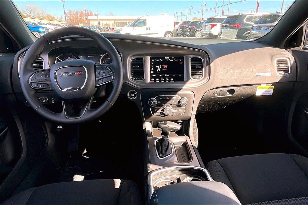 New 2023 Dodge Charger SXT image 5