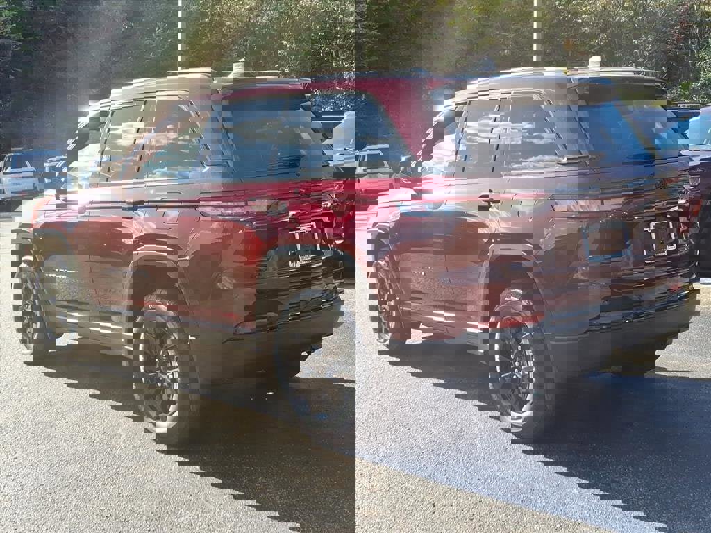 New 2025 Jeep Grand Cherokee Altitude video 3