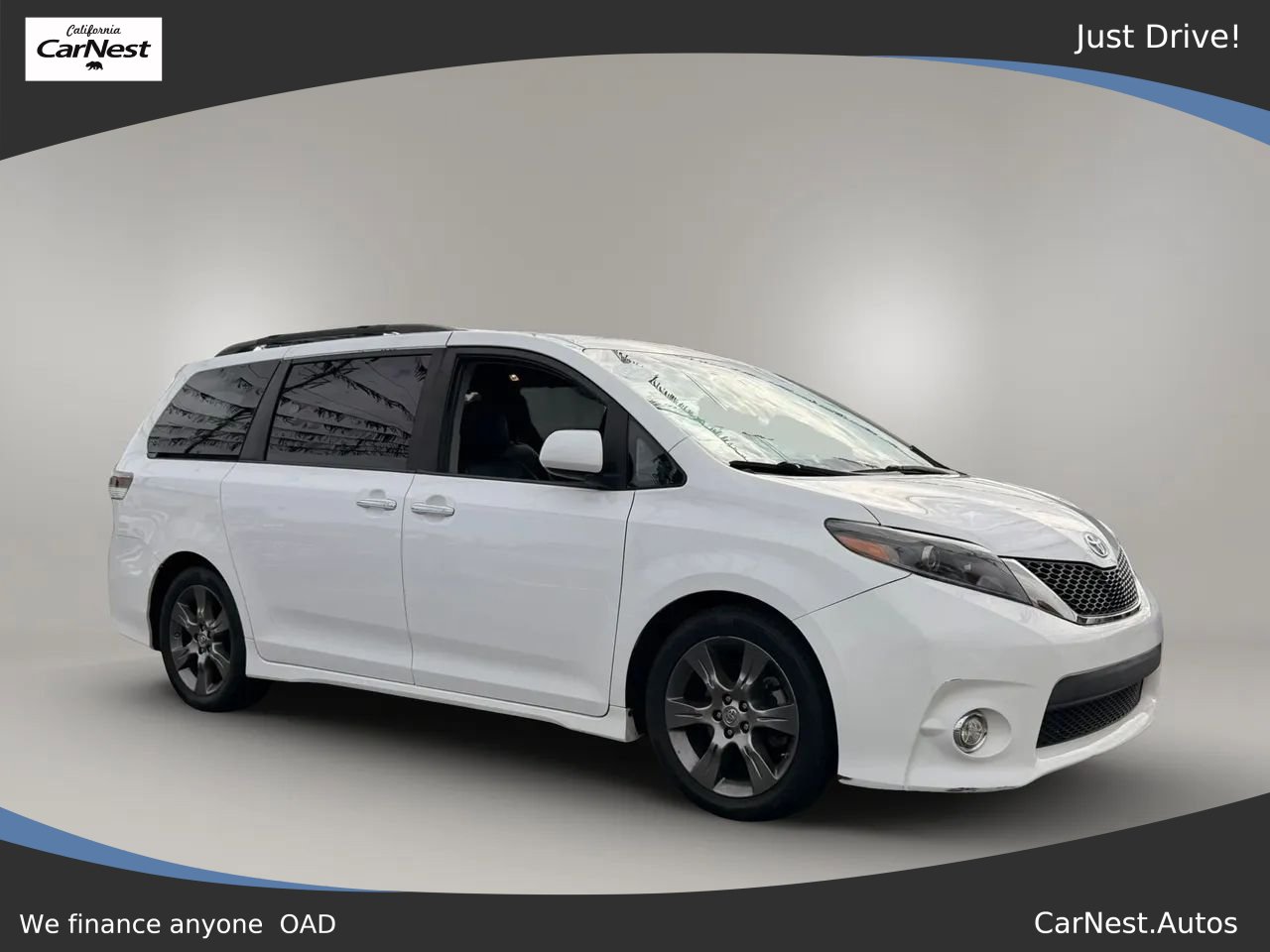 Used 2015 Toyota Sienna SE w/ SE Preferred Package FWD image 1