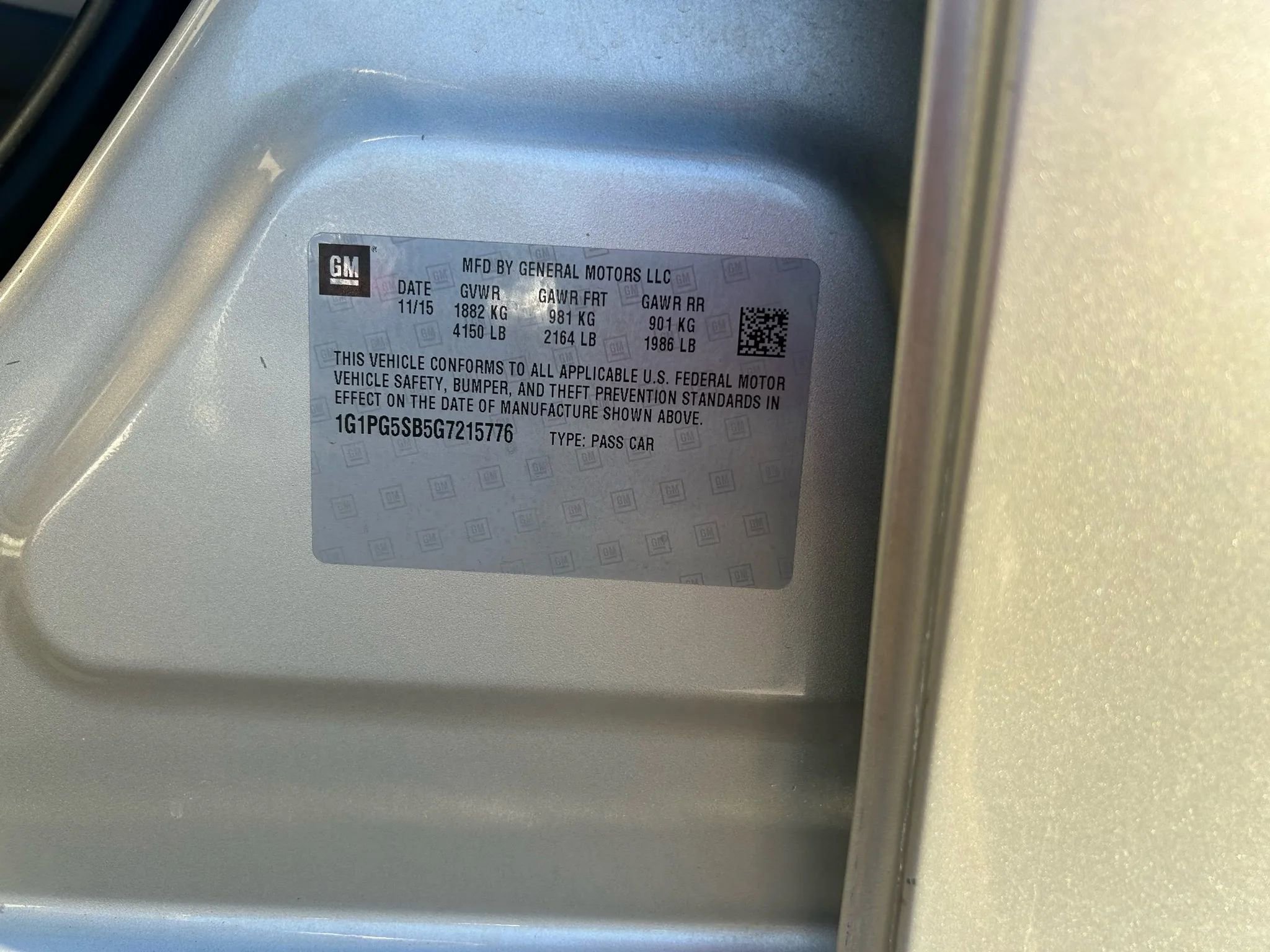 Used 2016 Chevrolet Cruze LTZ w/ Enhanced Safety Package image 21