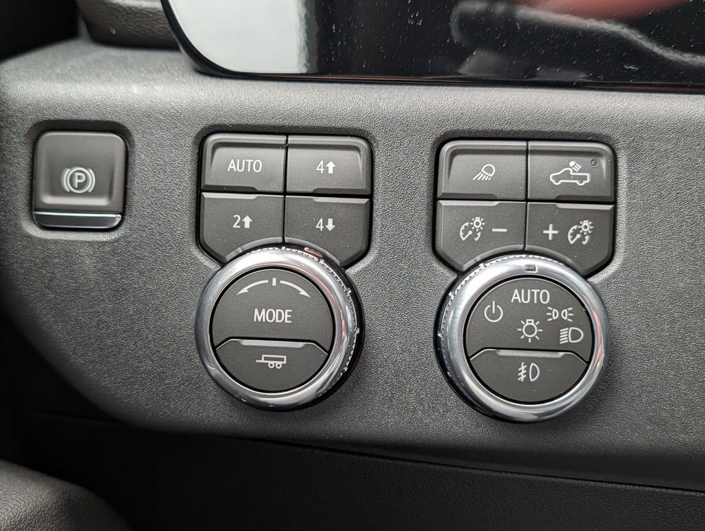New 2026 GMC Sierra 1500 Elevation w/ Elevation Premium Package AWD/4WD image 42