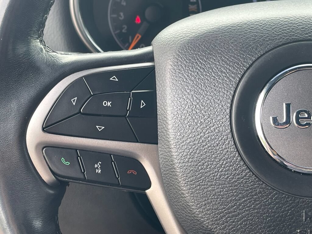 Used 2019 Jeep Grand Cherokee Altitude AWD/4WD image 20