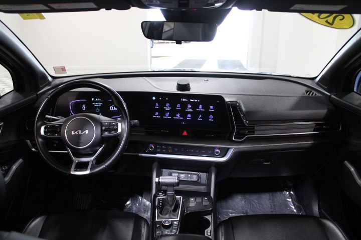 Used 2023 Kia Sportage X-Line w/ X-Line Premium Package AWD/4WD image 2