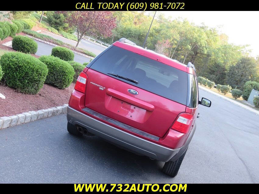 Used 2005 Ford Freestyle SE image 26