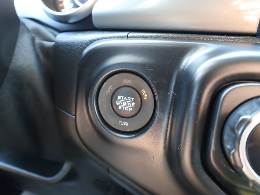 Used 2021 Jeep Gladiator Sport AWD/4WD image 19