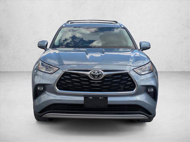 Used 2022 Toyota Highlander Platinum AWD/4WD video 2