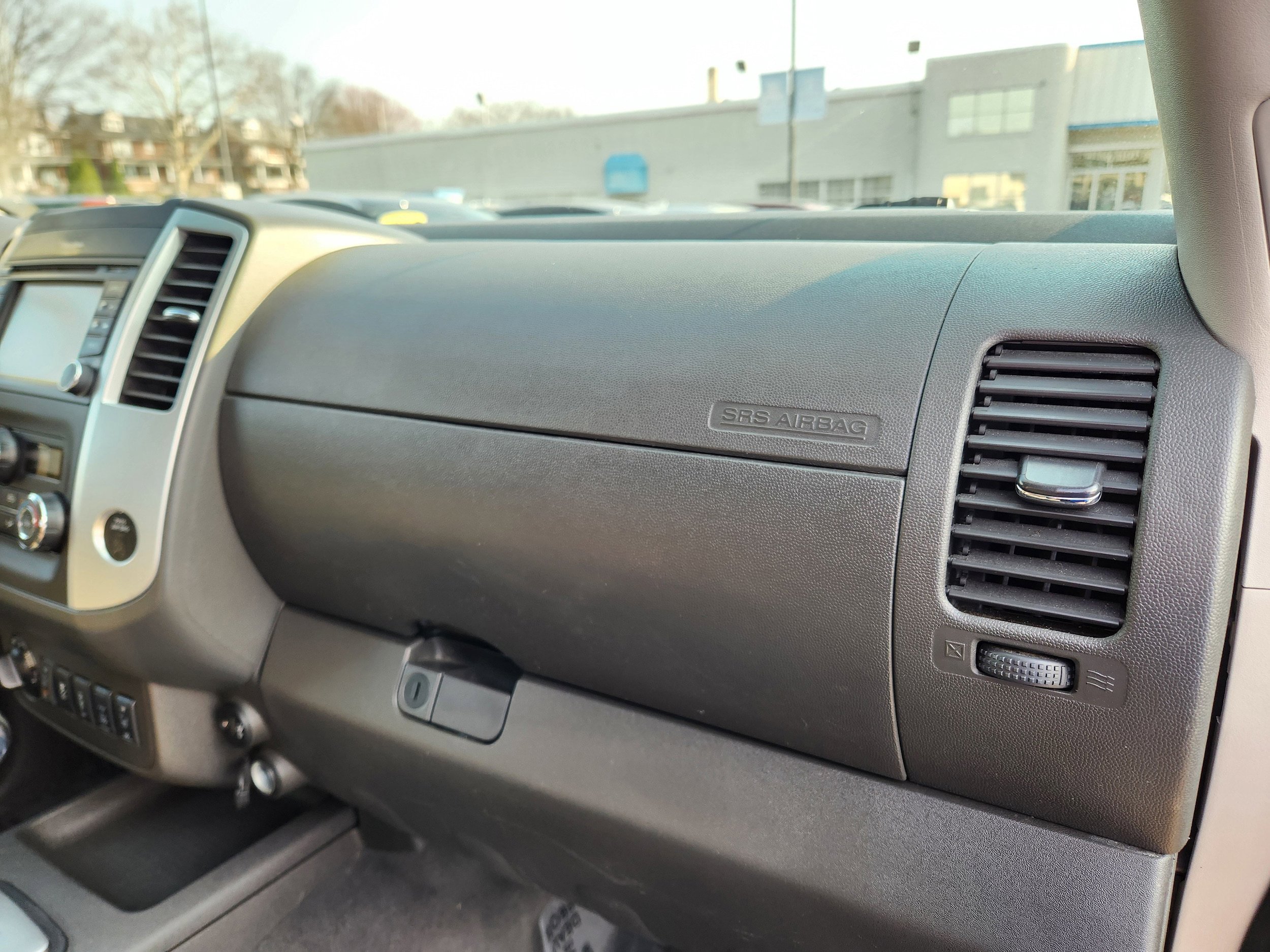 Used 2019 Nissan Frontier PRO-4X AWD/4WD image 17