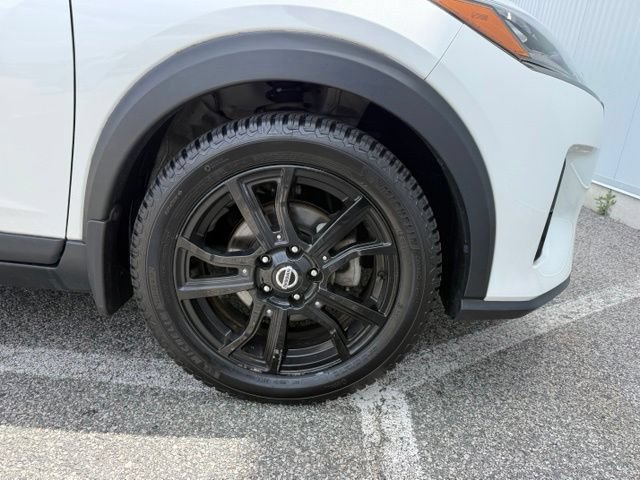 Certified 2021 Nissan Kicks SR w/ SR Premium Package FWD image 23