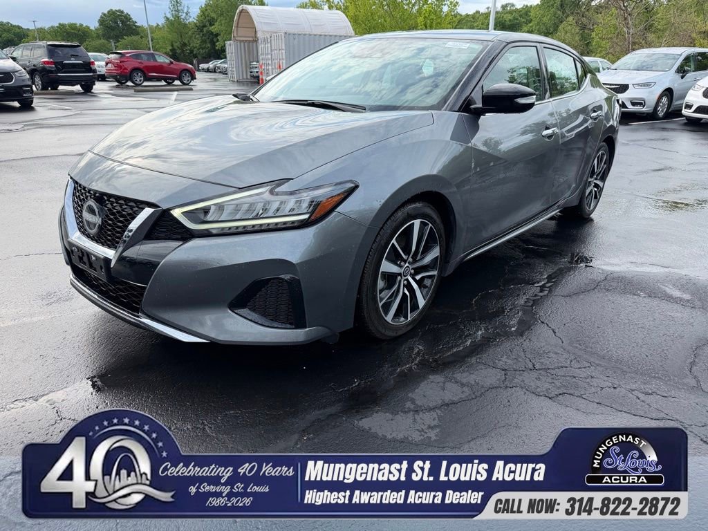 Used 2023 Nissan Maxima SV w/ Floor Mat Group FWD image 1