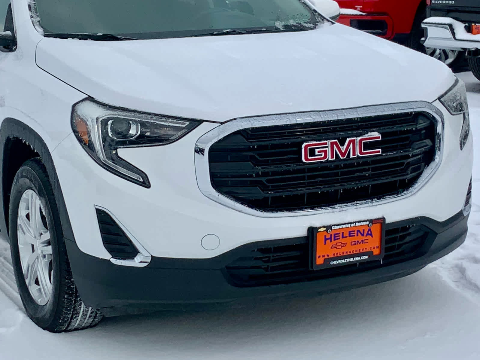 Used 2020 GMC Terrain SLE w/ Driver Convenience Package image 9