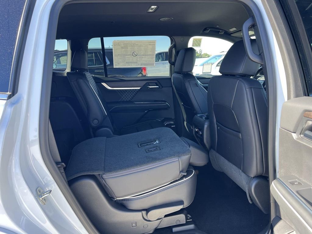 New 2026 GMC Acadia Denali w/ Super Cruise Package image 30