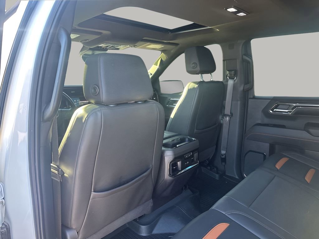 Used 2024 GMC Sierra 1500 AT4 w/ Technology Package image 18