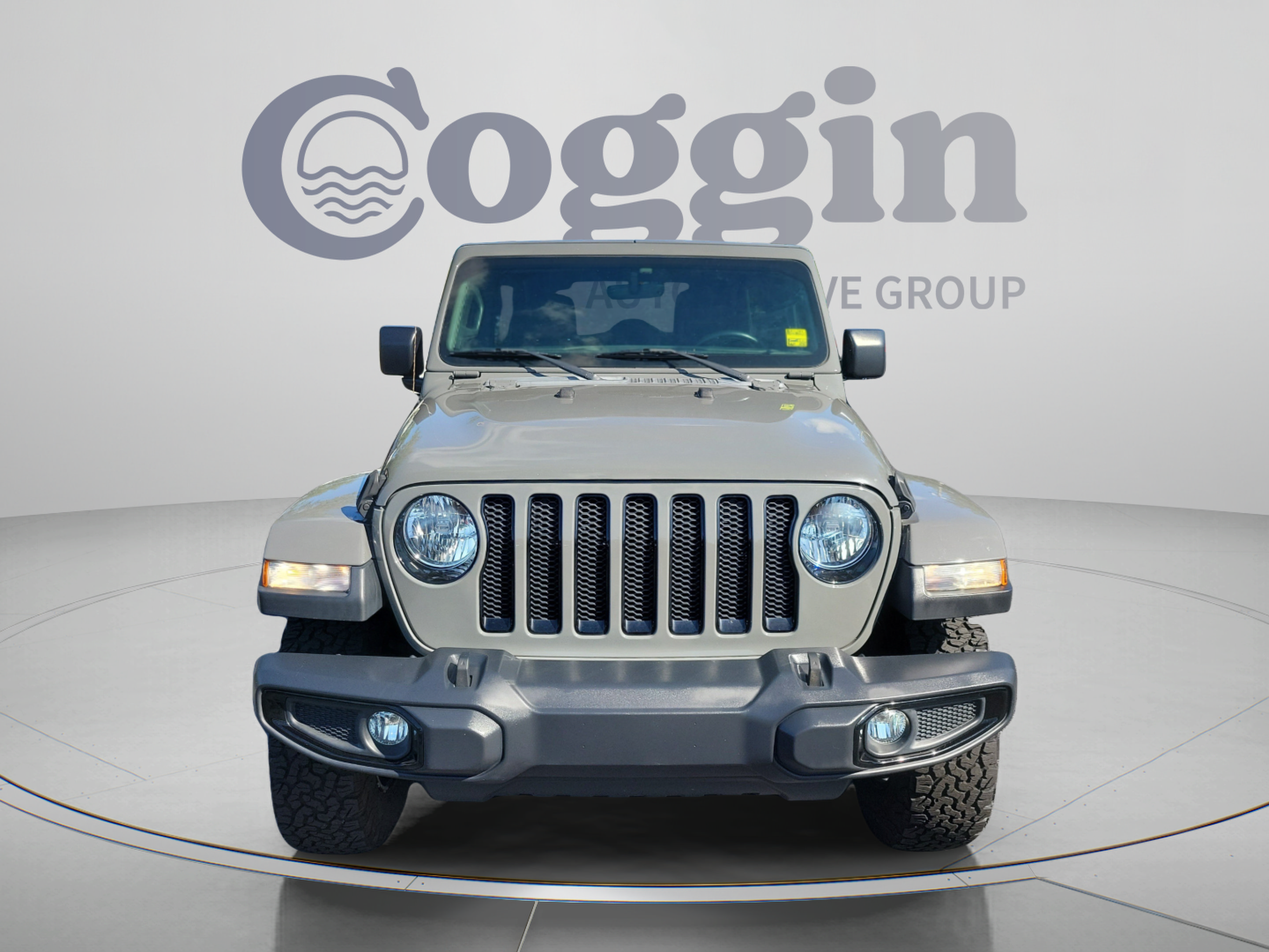 Used 2020 Jeep Wrangler Unlimited Sahara AWD/4WD image 5