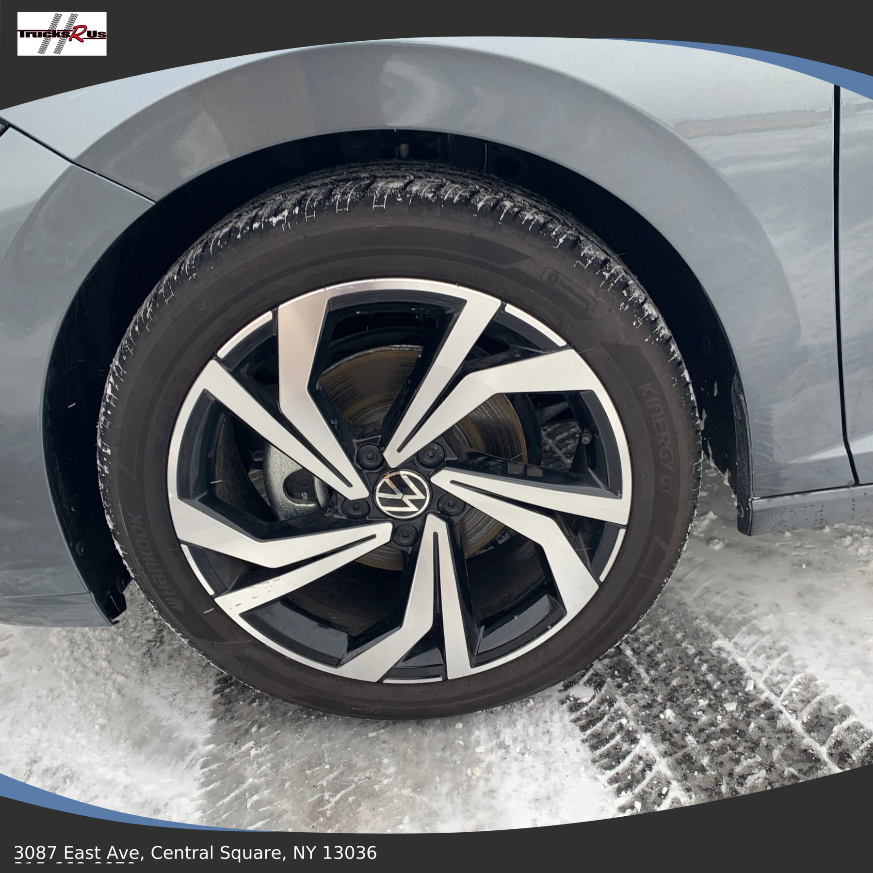 Used 2025 Volkswagen Jetta SEL image 8