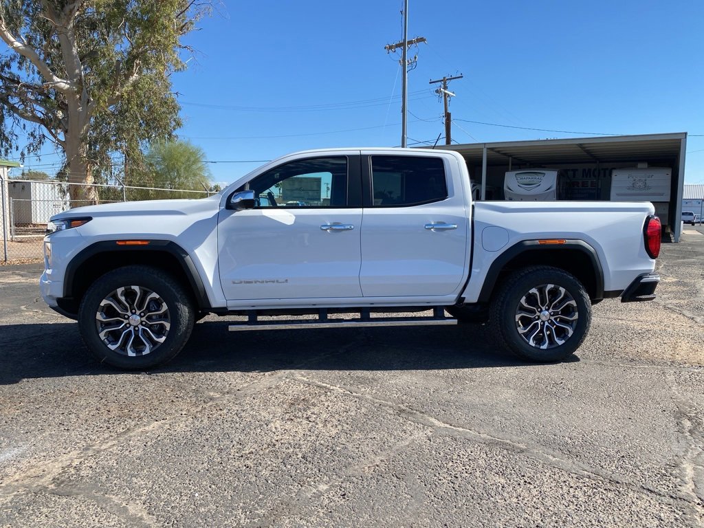 New 2026 GMC Canyon Denali image 4