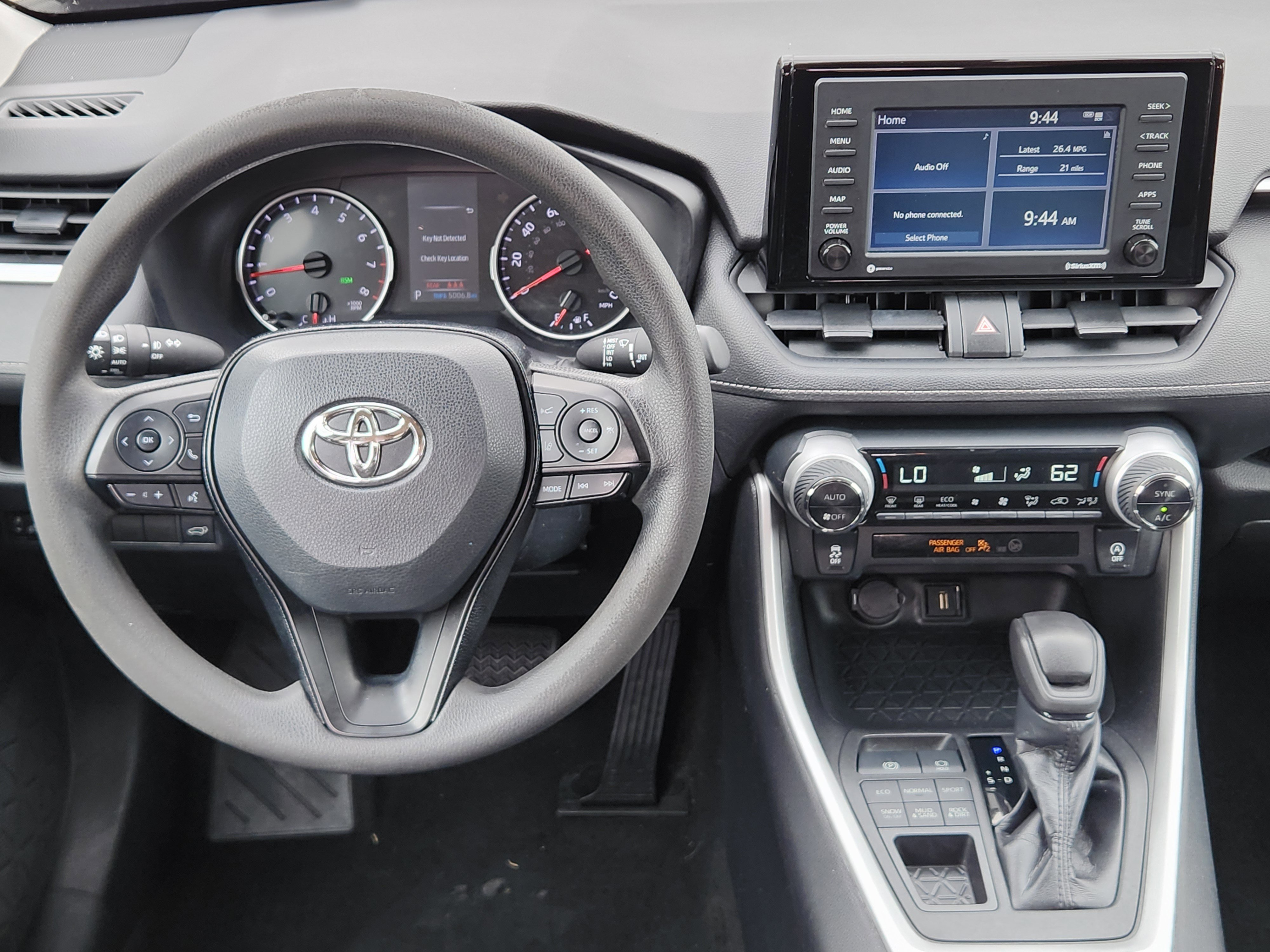 Used 2021 Toyota RAV4 XLE w/ Convenience Package image 20