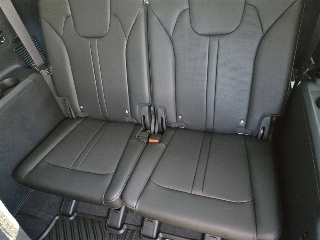 New 2026 Kia Sorento S w/ S Panoramic Sunroof Package image 32