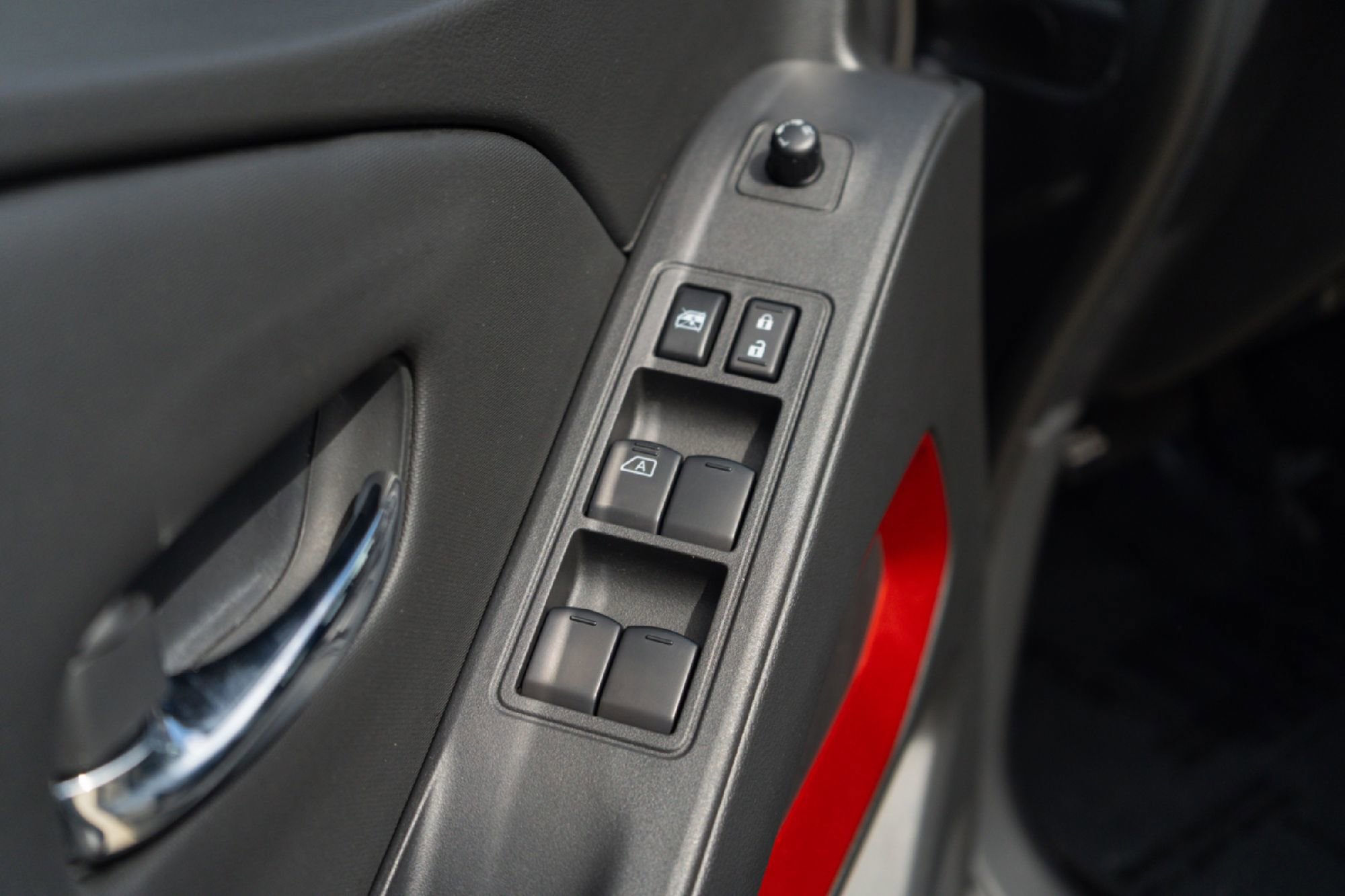 Used 2024 Nissan Frontier Pro-X w/ Pro Convenience Package RWD image 20