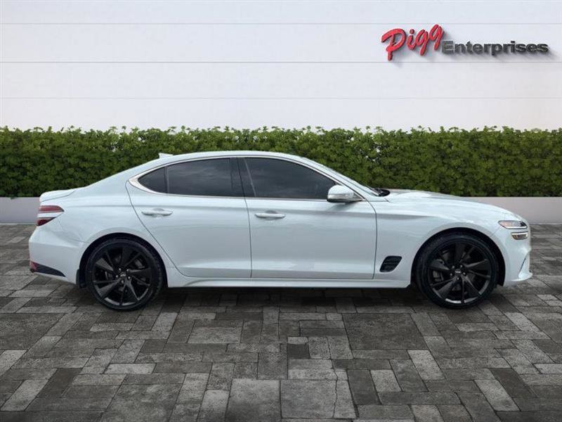 Used 2022 Genesis G70 3.3T w/ Sport Advanced Package image 10
