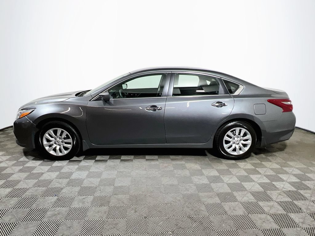 Used 2018 Nissan Altima 2.5 S w/ S Convenience Package FWD image 4
