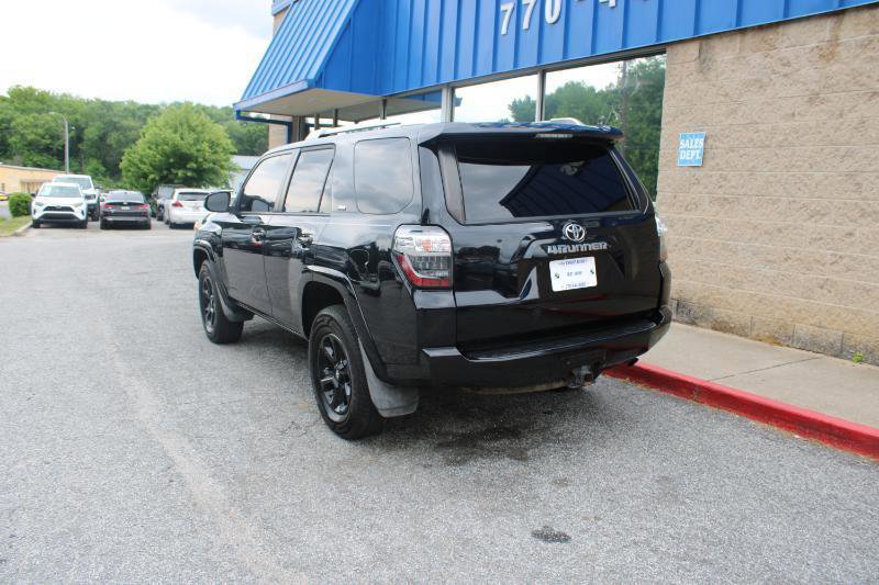 Used 2016 Toyota 4Runner Limited AWD/4WD image 4