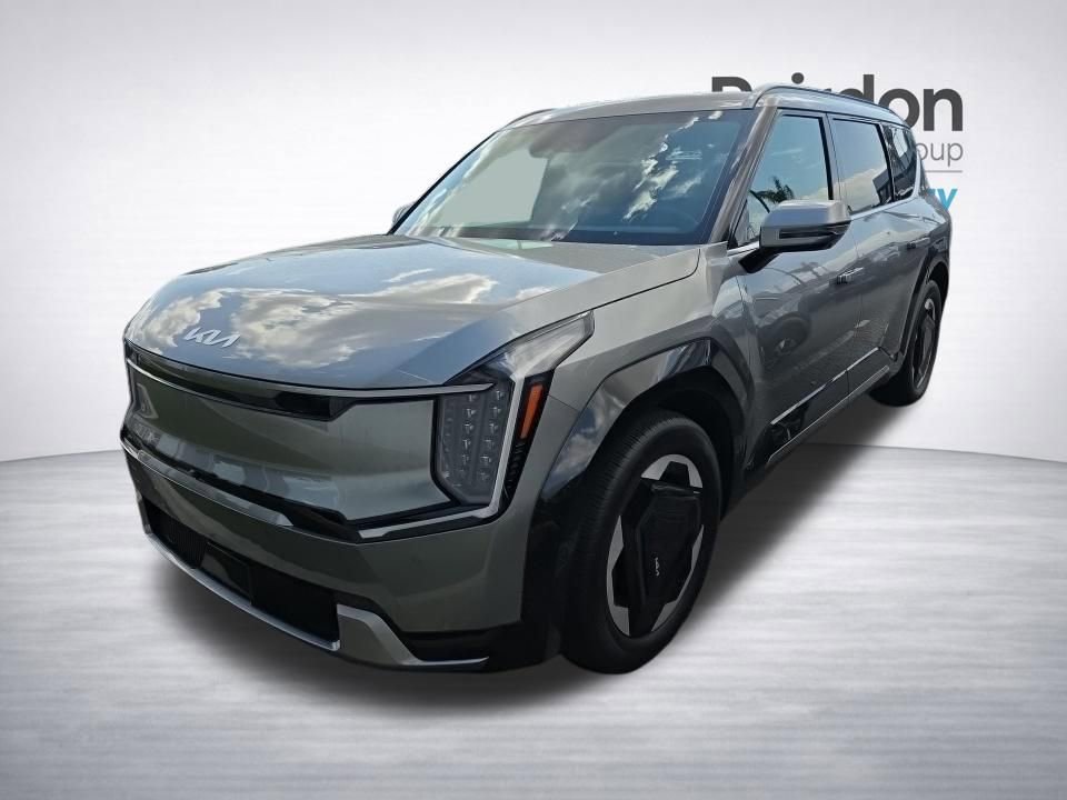 Certified 2024 Kia EV9 Land AWD/4WD image 1