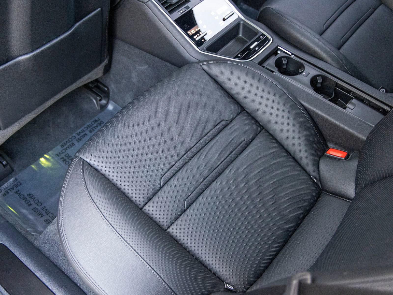 Certified 2023 Porsche Panamera Platinum Edition image 46