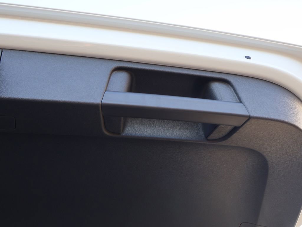 New 2026 Volkswagen Taos SEL image 22