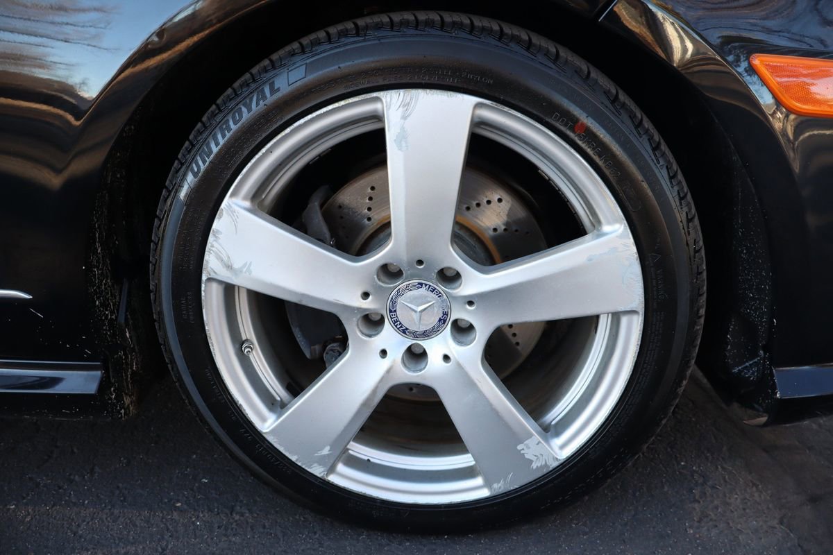 Used 2011 Mercedes-Benz E 350 4MATIC image 44