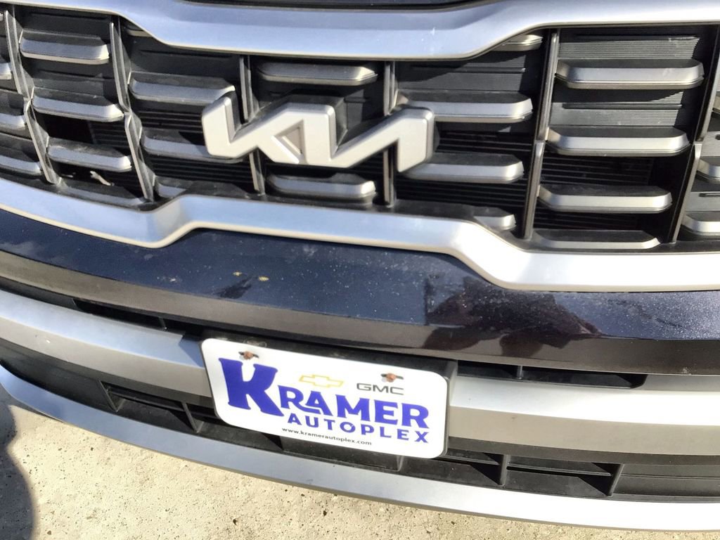 Used 2025 Kia Telluride S image 32