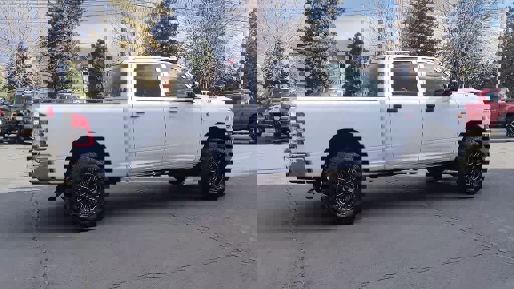 Used 2022 RAM 2500 Tradesman image 9