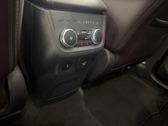New 2026 Ford Explorer Platinum w/ LUX Leather Package AWD/4WD image 19