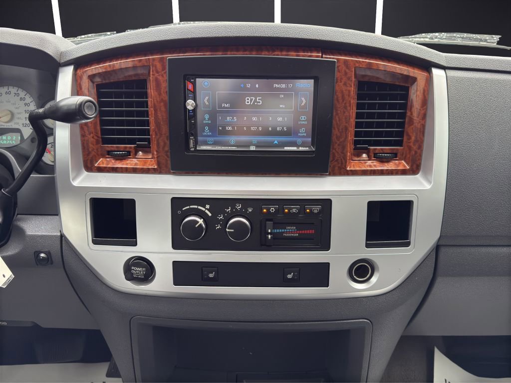 Used 2006 Dodge Ram 2500 Truck Laramie w/ Trailer Tow Group image 13