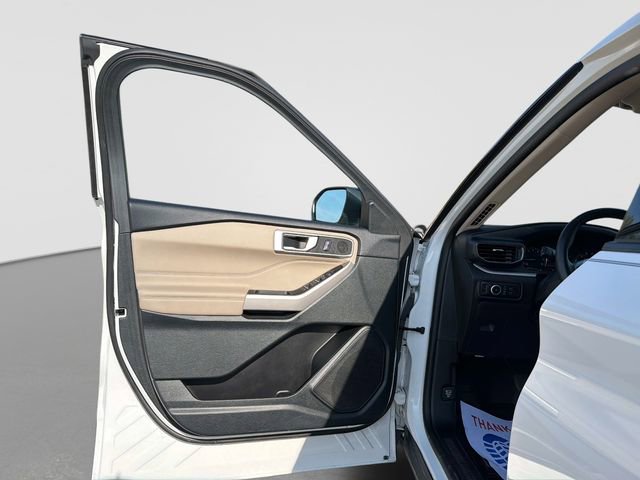 Used 2024 Ford Explorer XLT w/ Equipment Group 202A image 20