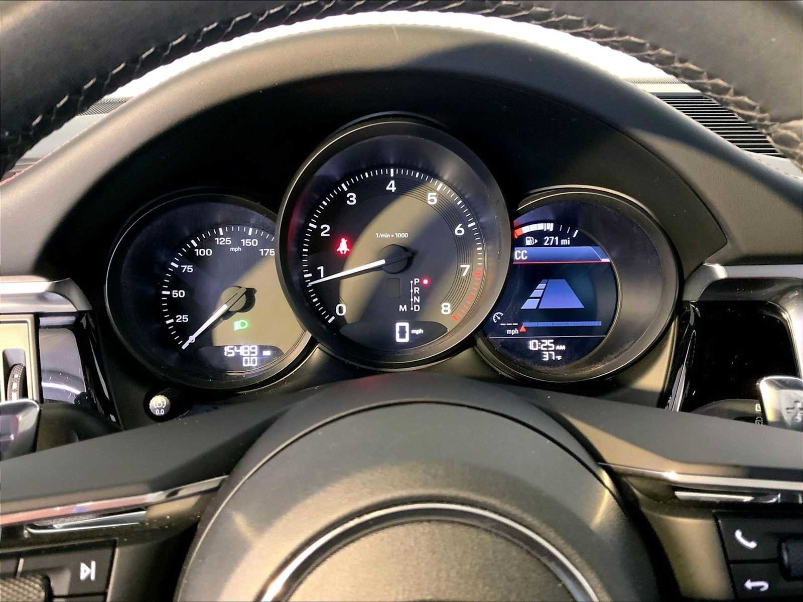 Certified 2023 Porsche Macan image 29