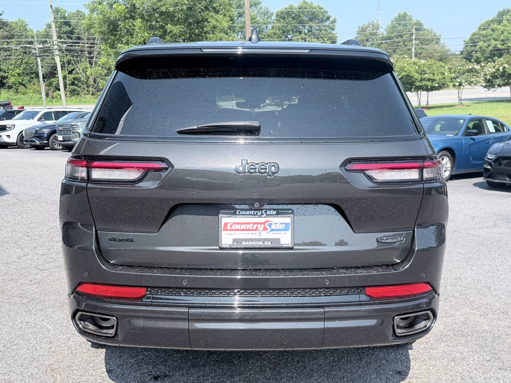 Used 2024 Jeep Grand Cherokee L Summit AWD/4WD image 8