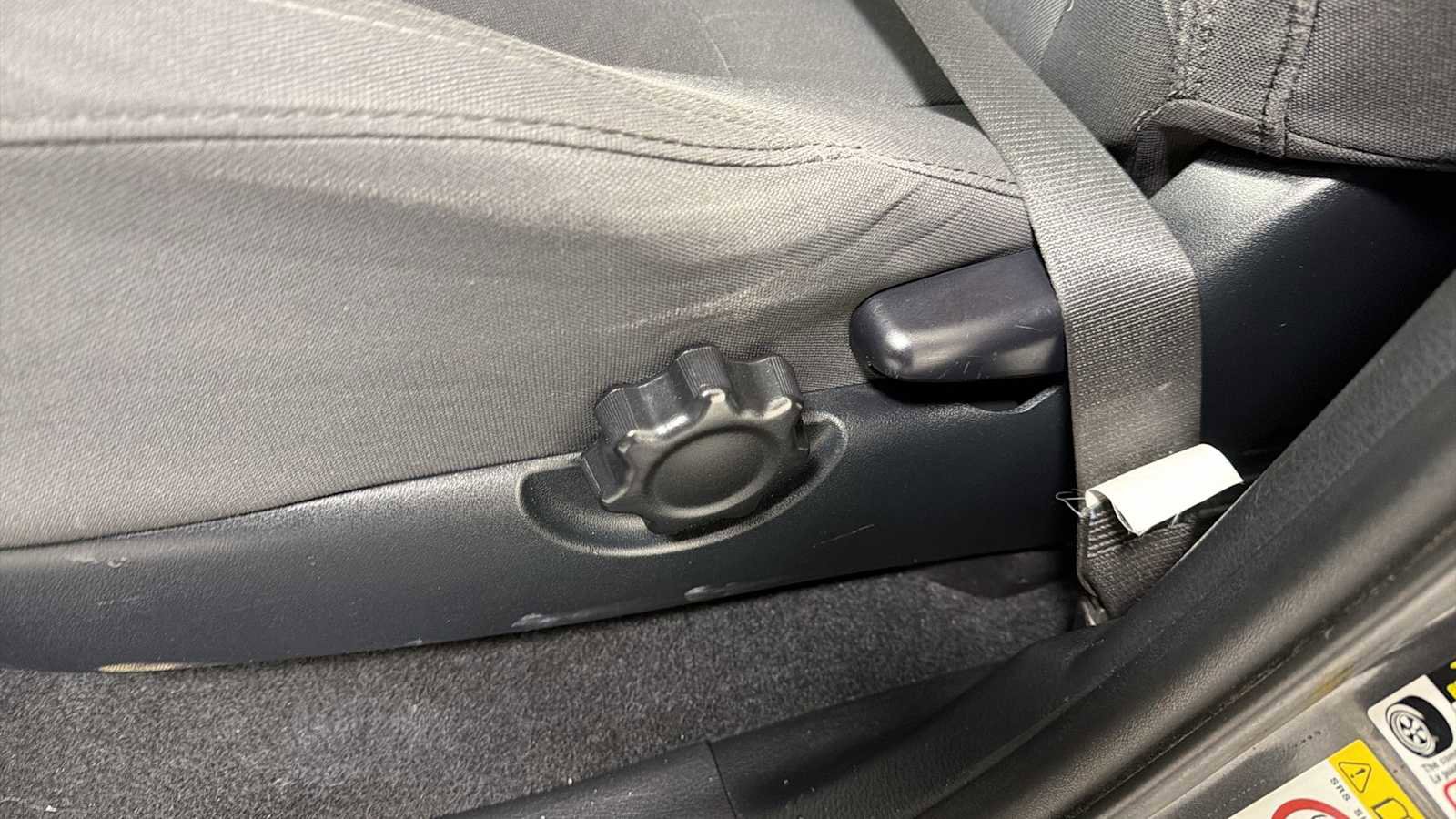 Certified 2019 Toyota Tacoma TRD Off-Road w/ Technology Package image 14