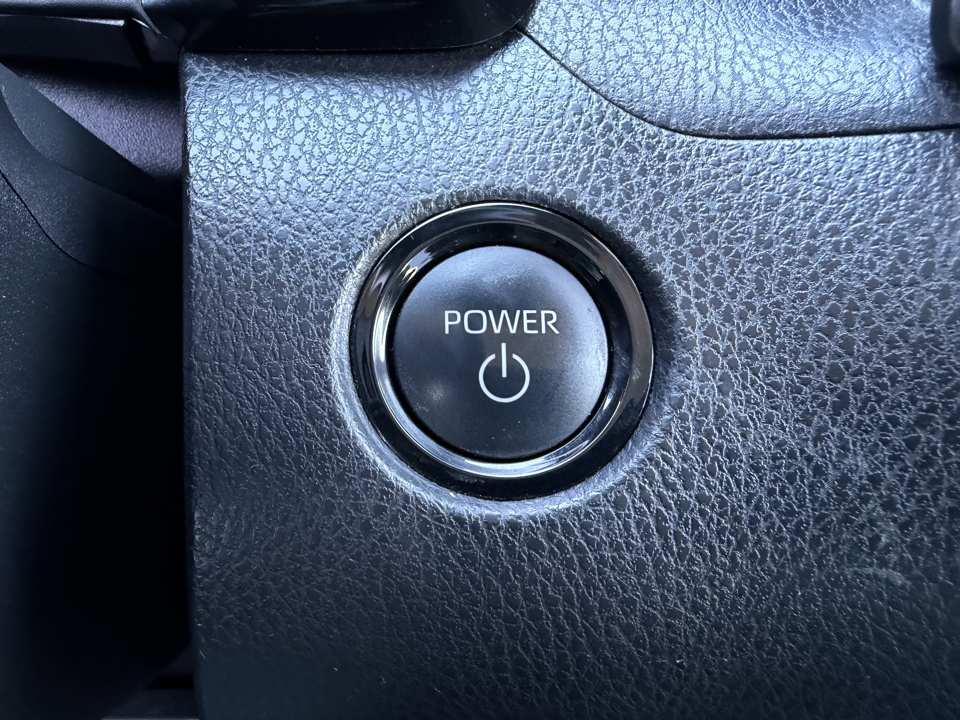 Used 2025 Toyota Camry LE FWD image 28