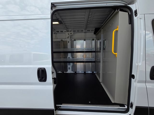 Used 2025 RAM ProMaster 2500 w/ Convenience Group FWD image 19