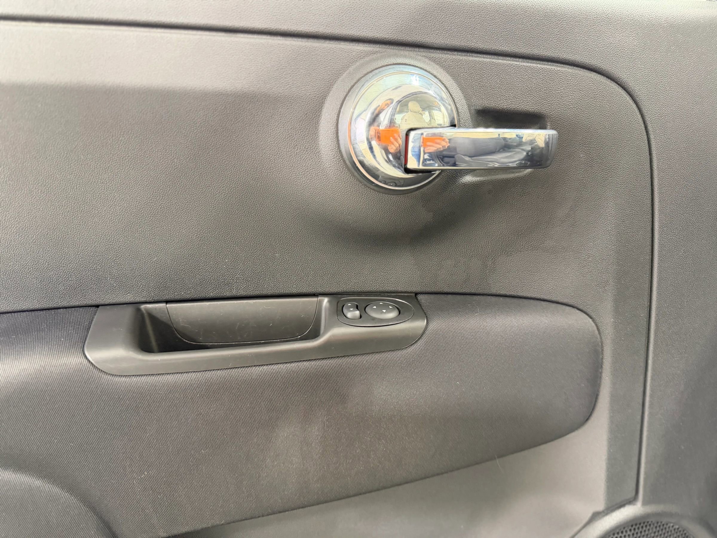 Used 2015 FIAT 500 Pop image 12