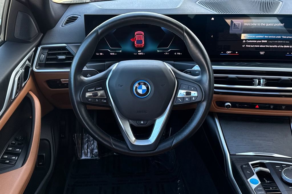 Used 2023 BMW i4 eDrive35 w/ Premium Package image 15