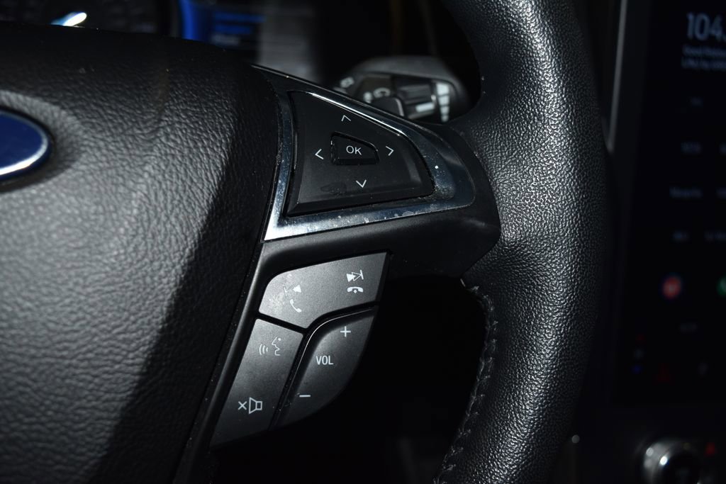 Used 2022 Ford Edge Titanium w/ Equipment Group 301A image 10