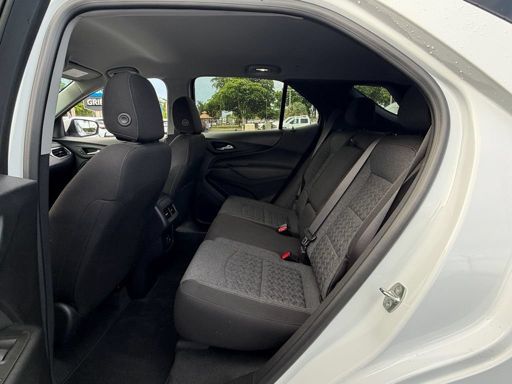 Used 2023 Chevrolet Equinox LT FWD image 11