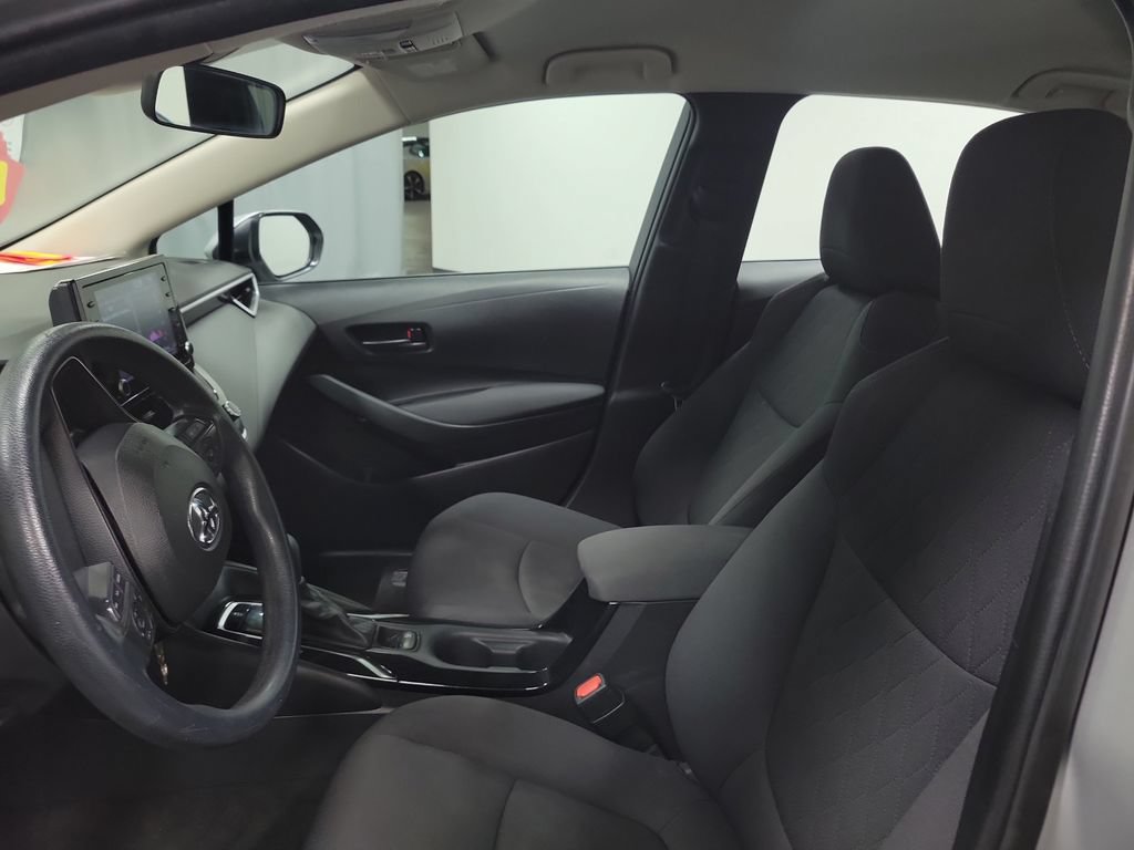 Used 2022 Toyota Corolla LE FWD image 12